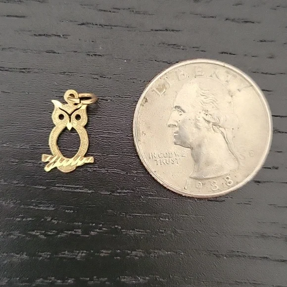 14k gold owl Pendant - Picture 3 of 3